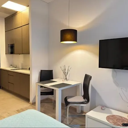 Zlatarooms 409 华沙