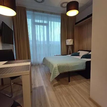 Zlatarooms 409 华沙